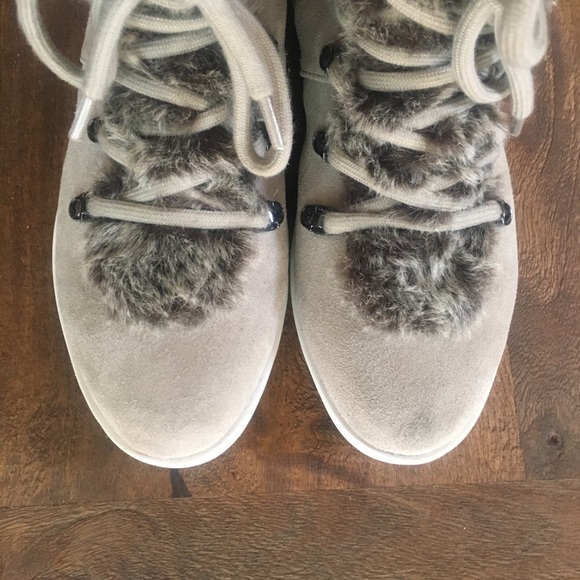 🆕KENNETH COLE Hum Along Leather Hi-Top Sneaker! - Picture 3 of 4